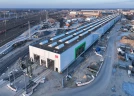Das „Neue Werk Cottbus“, das erste im Partnerschaftsmodell Schiene realisierte Projekt der Deutschen Bahn – und eines von fünf, an denen die Rhomberg Sersa Rail Group beteiligt ist –, steht kurz vor der Fertigstellung. Bild: Deutsche Bahn AG / Oliver Lang
